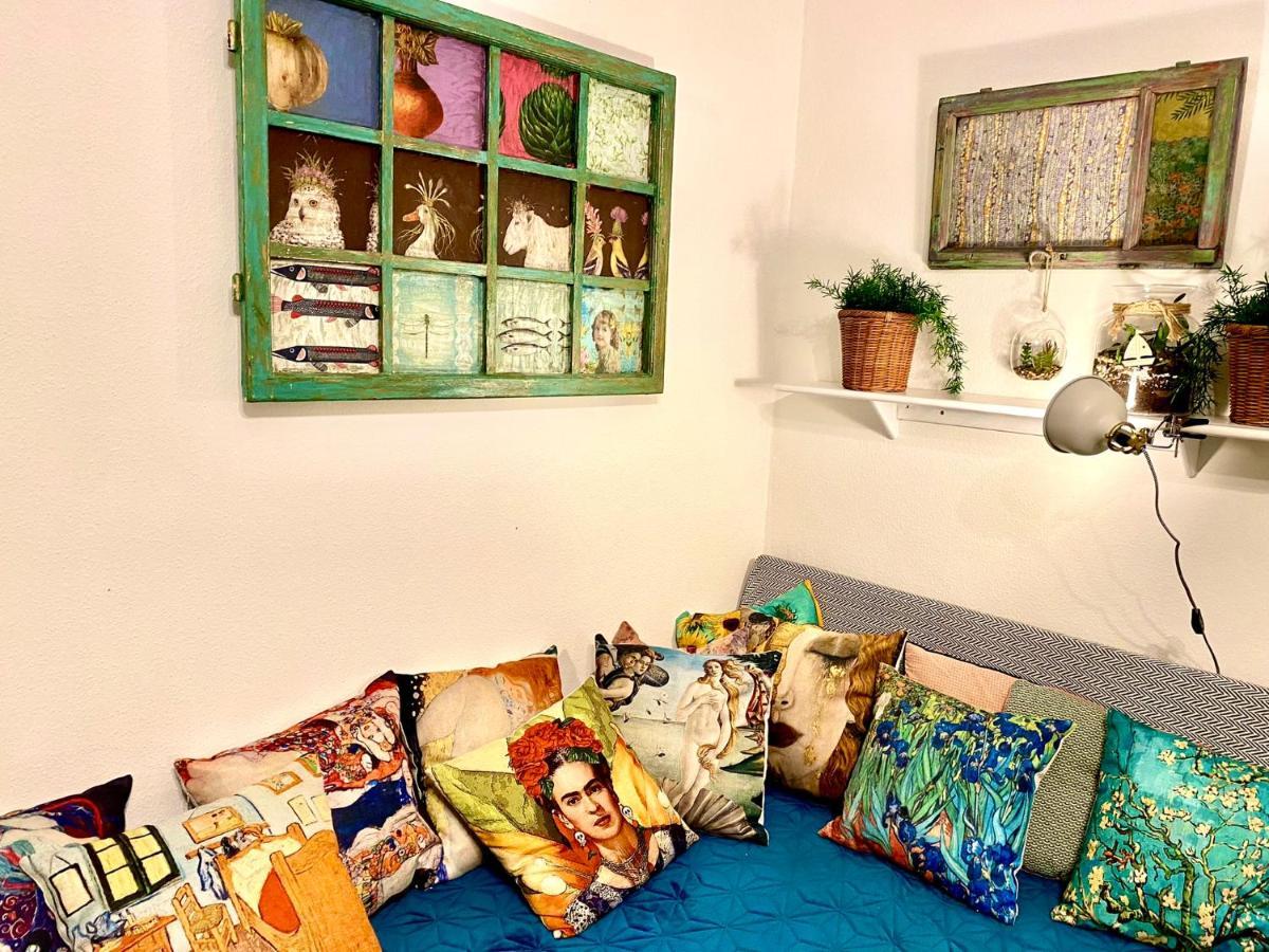 Boutique Design Studio At The City Center Budapest