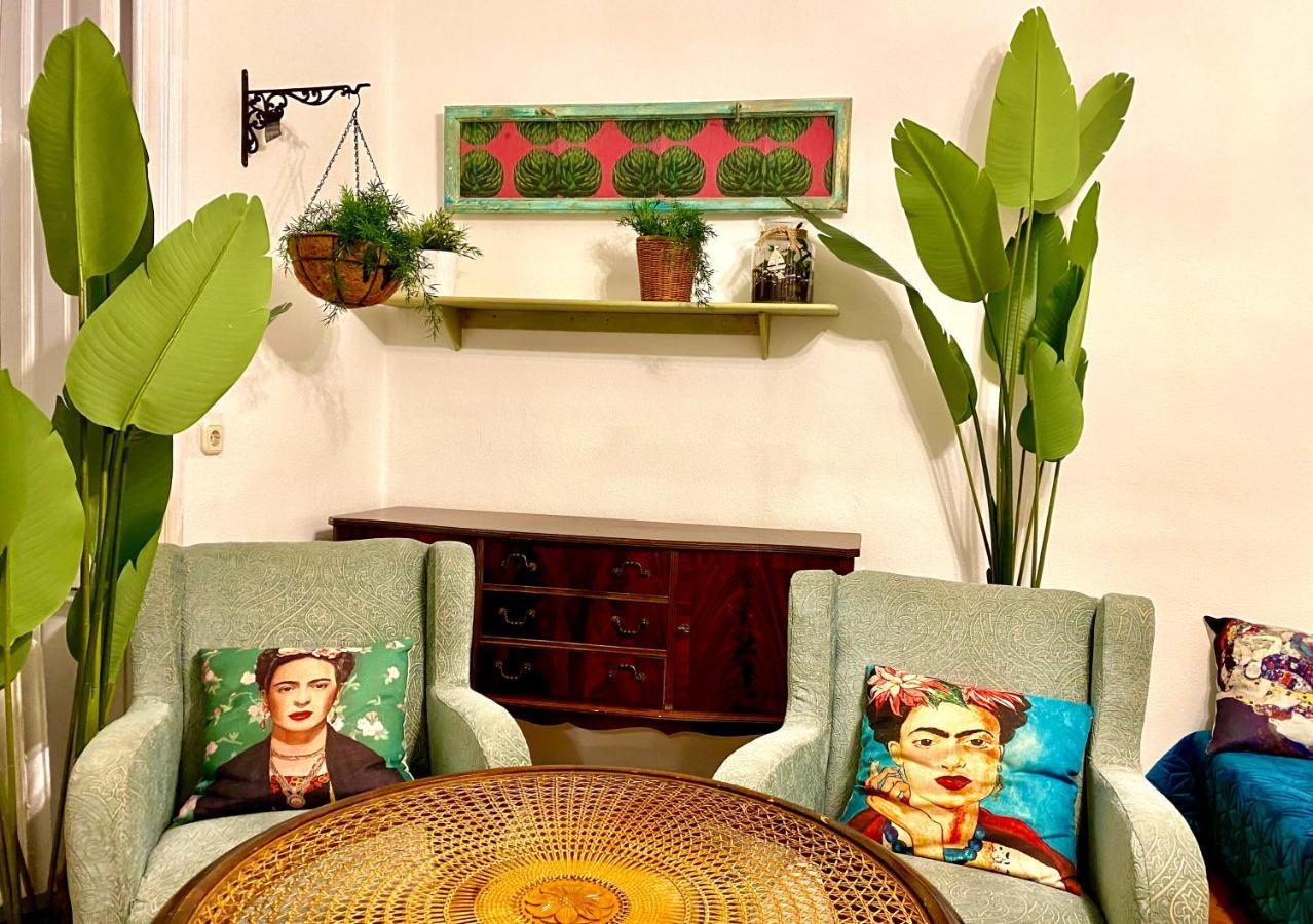 Boutique Design Studio At The City Center Apartamento